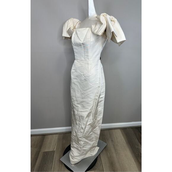 Alexia María Josephine Off-The-Shoulder Gown Size US10 $1750 - Picture 8 of 12